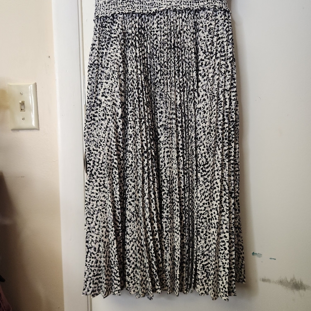 Nanette Lepore Black And White Pleated Smocked Midi Dress Size 6 - Picture 7 of 16